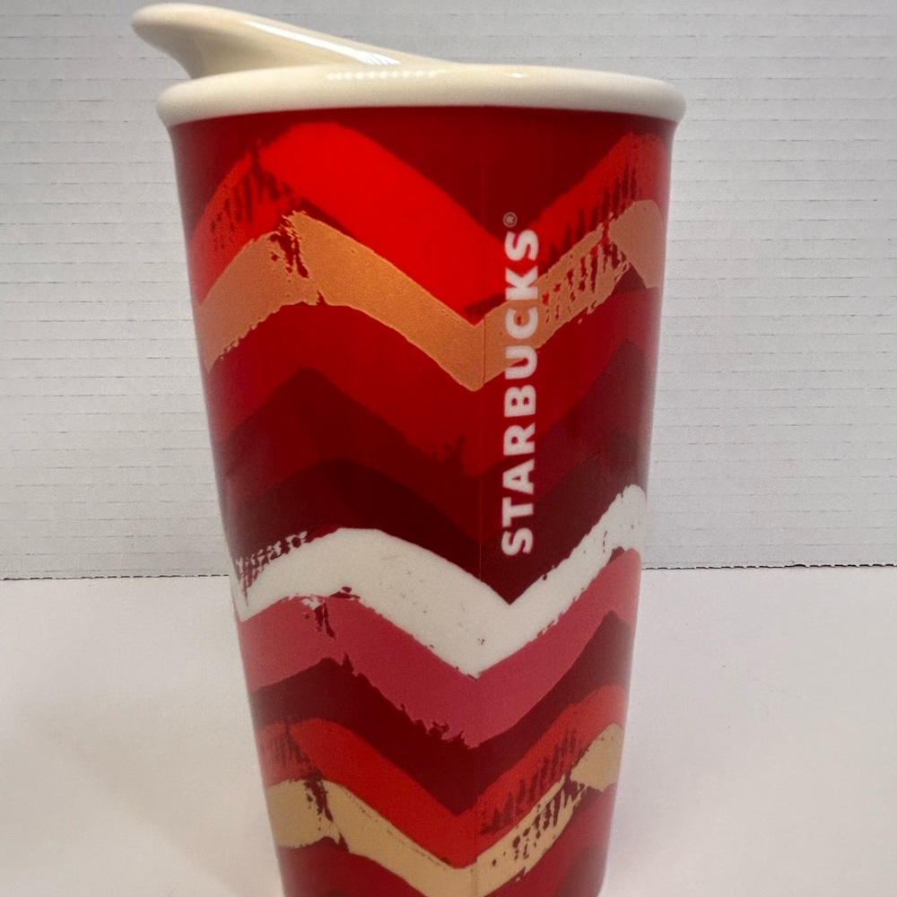 2014 STARBUCKS ZIG ZAG CERAMIC TRAVEL TUMBLER with CERAMIC LID 10 OZ.